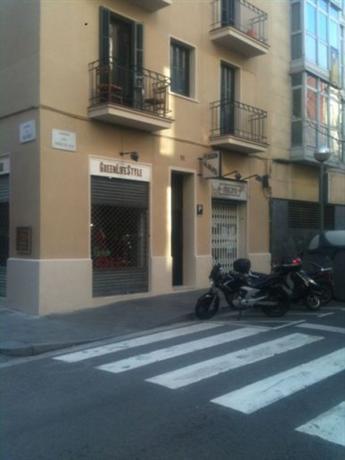 Pension Alberdi Barcelona Exterior foto